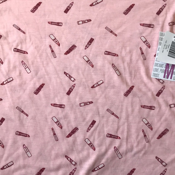 LuLaRoe Classic T - Picture 4 of 5